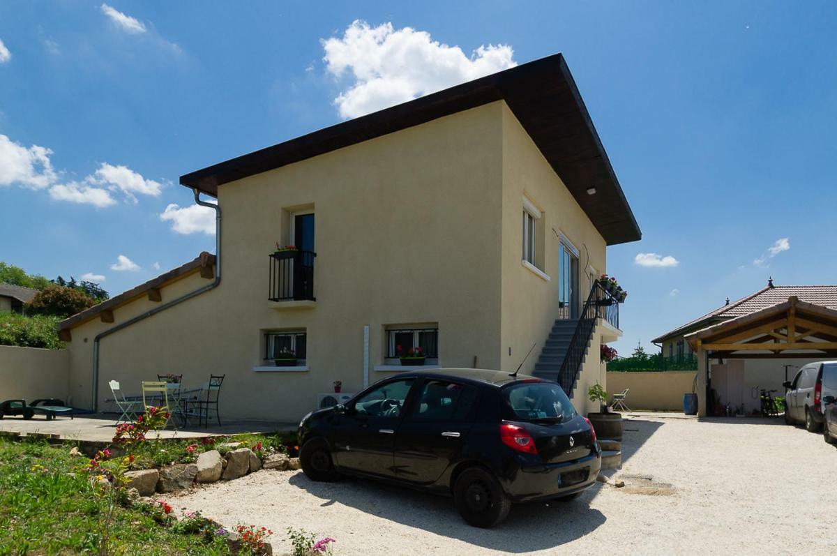 Guest House Domaine Des Grouilleres Saint-Clair-du-Rhone Екстер'єр фото